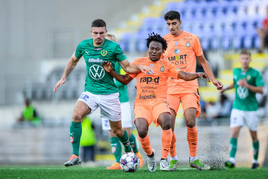 Jönköpings Södras Marko Nikolic och AFC Eskilstunas