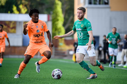 AFC Eskilstunas Abdul-Halik Hudu och Jönköpings Södras