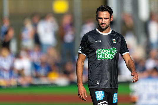 Varbergs Oliver Stanisic före fotbollsmatchen i