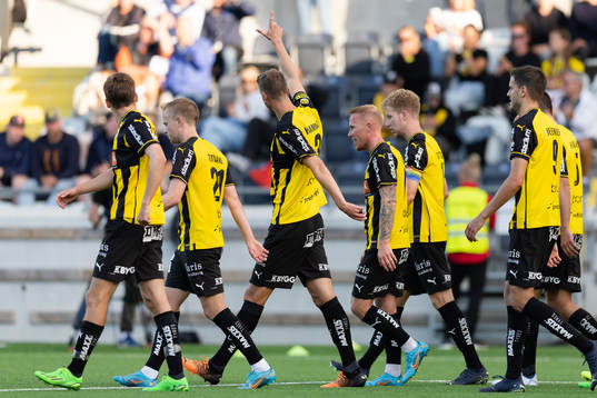 Häckens Johan Hammar jublar