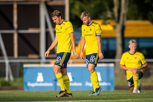 Bläddra bland fler bilder av Fotboll, Ettan södra, Ängelholm - Falkenberg