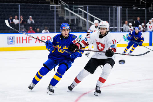 Fabian Lysell of Sweden against Arno Nussbaumer of