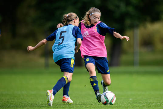 Augusta Priks och Paula Broddner Klingspor