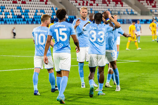 Mohamed Buya Turay of Malmö celebrate with team mates