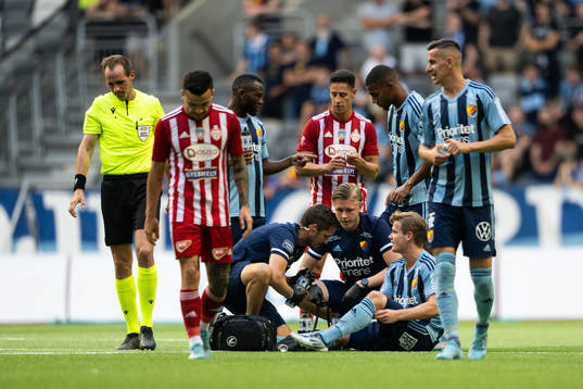 Hampus Finndell of Djurgården in pain