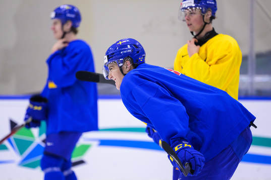 Daniel Ljungman of Sweden at a practice session