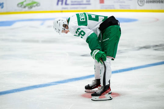Rögles Adam Engström deppar