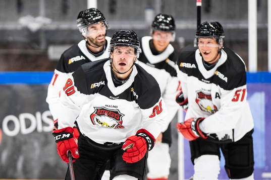 Malmös Lance Bouma jublar