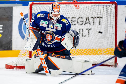 Växjös målvakt Adam Åhman