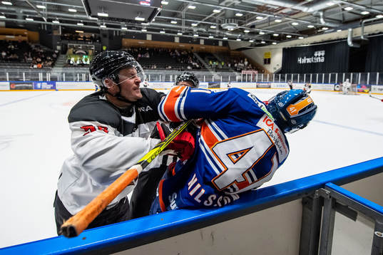 Malmö Redhawks Lance Bouma och Växjös Ludvig Nilsson