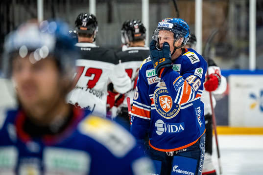 Växjös Oskar Larsson deppar