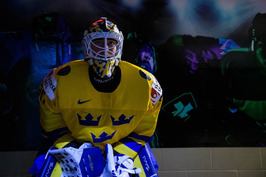 Goaltender Calle Clang of Sweden