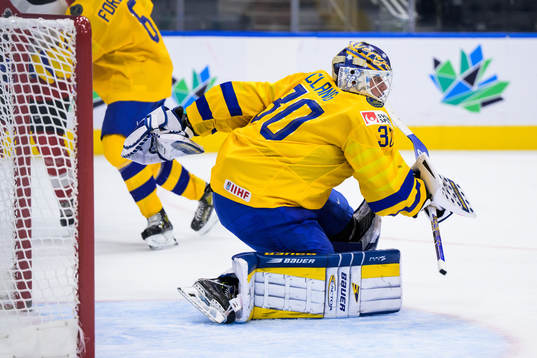 Goaltender Calle Clang of Sweden
