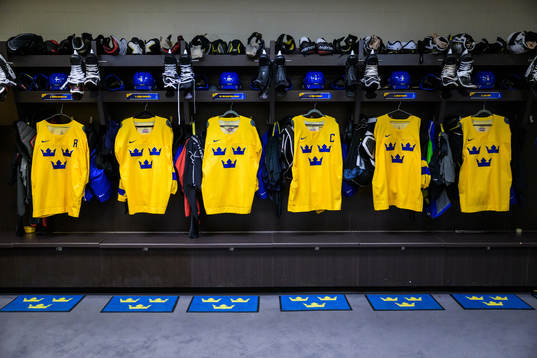 Jerseys of Simon Edvinsson, Måns Forsfjäll, William