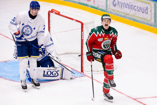 Frölundas Liam Dower Nilsson jublar