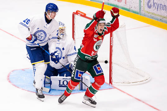 Frölundas Liam Dower Nilsson jublar