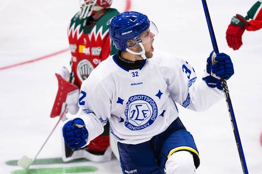 Leksands Jesper Kardergård jublar