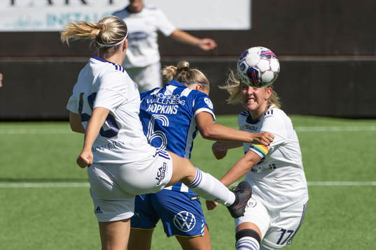 IFK Göteborgs Filippa Hopkins gör 5-0 och därmed sitt
