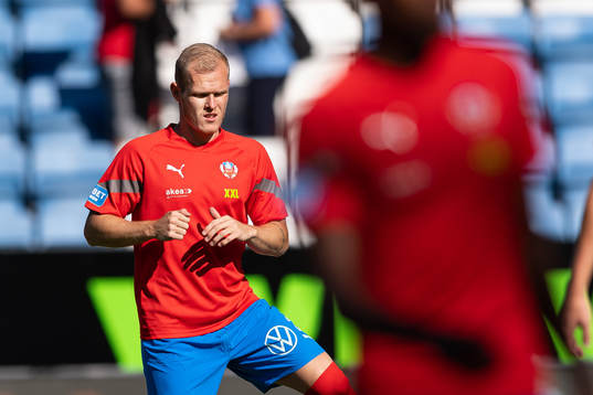 Helsingborgs Philip Rejnhold före fotbollsmatchen i
