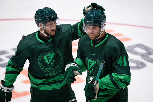 Bläddra bland fler bilder av Ishockey, Strömstad Hockey Classic, Färjestad - Frölunda