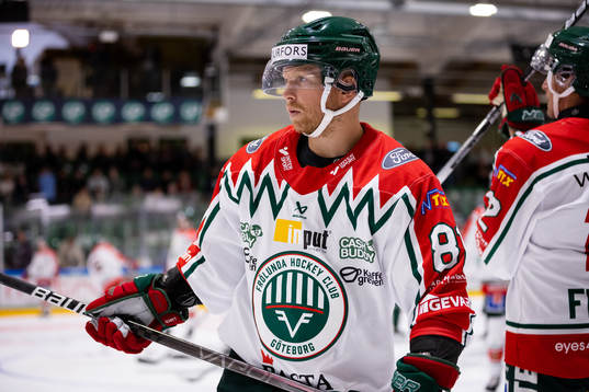 Frölundas Ryan Lasch innan ishockeymatchen i Strömstad