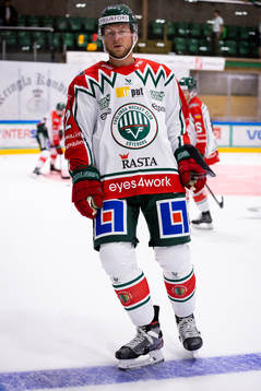 Frölundas Christian Folin innan ishockeymatchen i