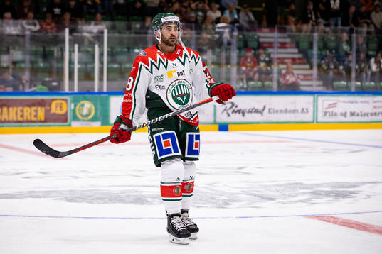 Frölundas Anthony Greco innan ishockeymatchen i Strömstad