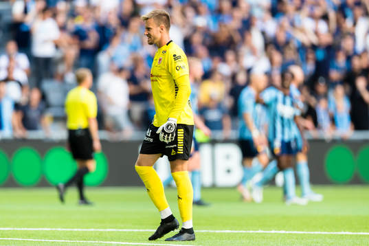 Kalmars målvakt Ricardo Friedrich deppar