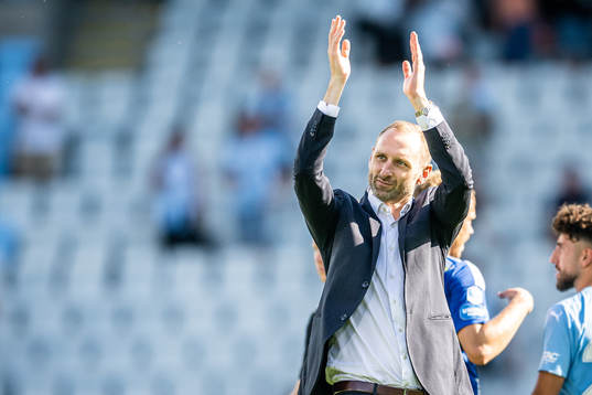 Malmö FFs tränare Andreas Georgson jublar