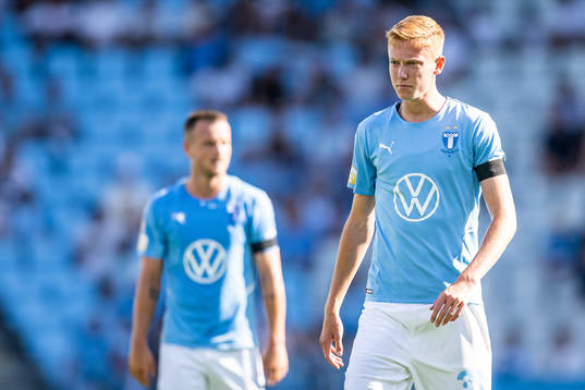 Malmö FFs Hugo Larsson deppar