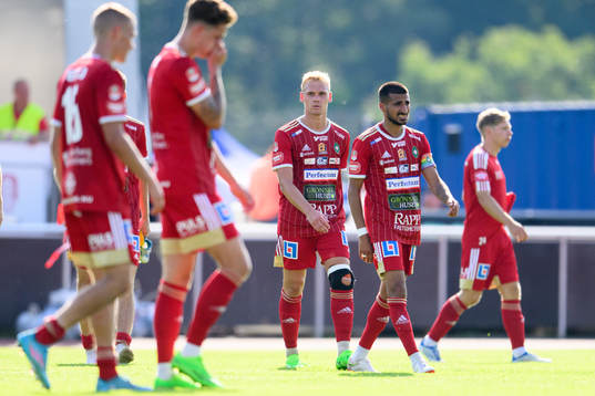 Skövde AIKs Oscar Lennerskog deppar