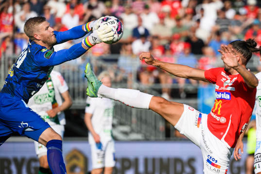 Varbergs målvakt Fredrik Andersson