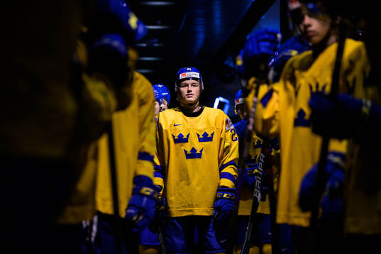 Bläddra bland fler bilder av 2022 IIHF World Junior Championship, day 6, USA - Sweden
