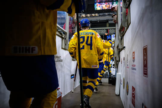 Jonathan Lekkerimäki of Sweden enters the ice for warm-up