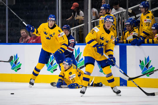 Simon Edvinsson, Liam Öhgren and Åke Stakkestad of Sweden