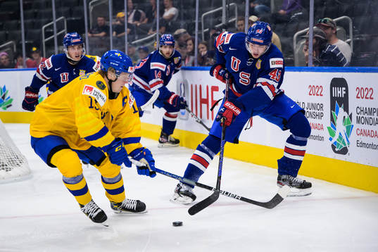Åke Stakkestad of Sweden and Luke Hughes of USA