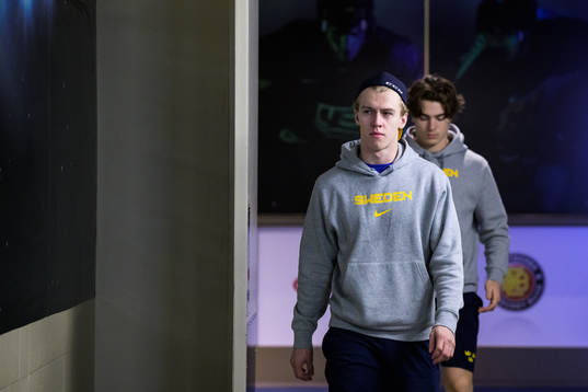 Jonathan Lekkerimäki and Liam Öhgren of Sweden arrive to