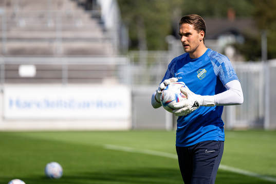 Oddevolds målvakt Oscar Ekman före fotbollsmatchen i