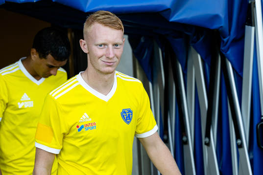 Falkenbergs Wilhelm Ärlig före fotbollsmatchen i Ettan