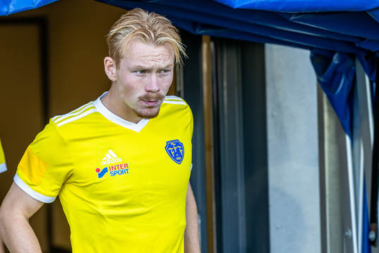 Falkenbergs Linus Borgström före fotbollsmatchen i Ettan