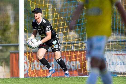 Falkenbergs målvakt Tim Erlandsson