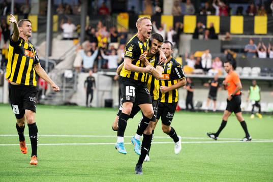 Häckens Mikkel Rygaard Jensen jublar