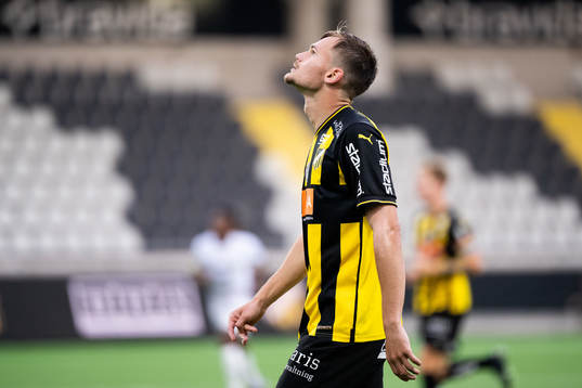 Häckens Oscar Uddenäs deppar