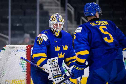 Goaltender Calle Clang of Sweden