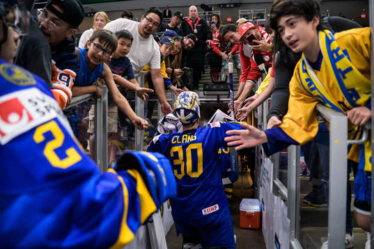 Goaltender Calle Clang of Sweden