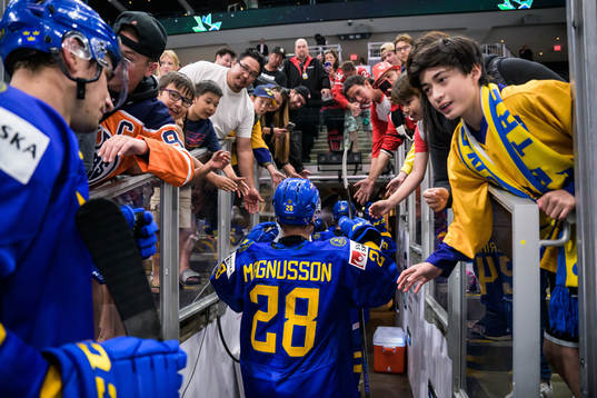 Oskar Magnusson of Sweden