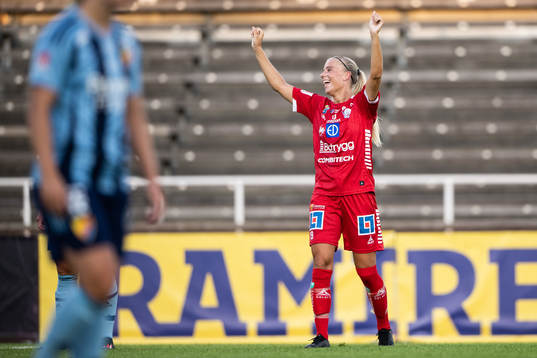 Linköpings Johanna Svedberg jublar