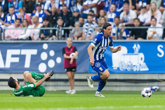 Hammarbys Nahir Besara och IFK Göteborgs Gustav Svensson