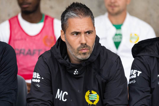 Hammarbys tränare Martí Cifuentes innan fotbollsmatchen i