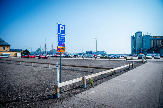 Den tilltänkta byggplatsen för en ishall i Ystad
